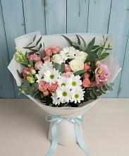 Букет цветов из:  Розы, Лизиантусы и Хризантемы в Боровихе