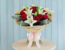 Букет цветов из:  Лилии и Розы #REPLACE_PRED# Боровихе