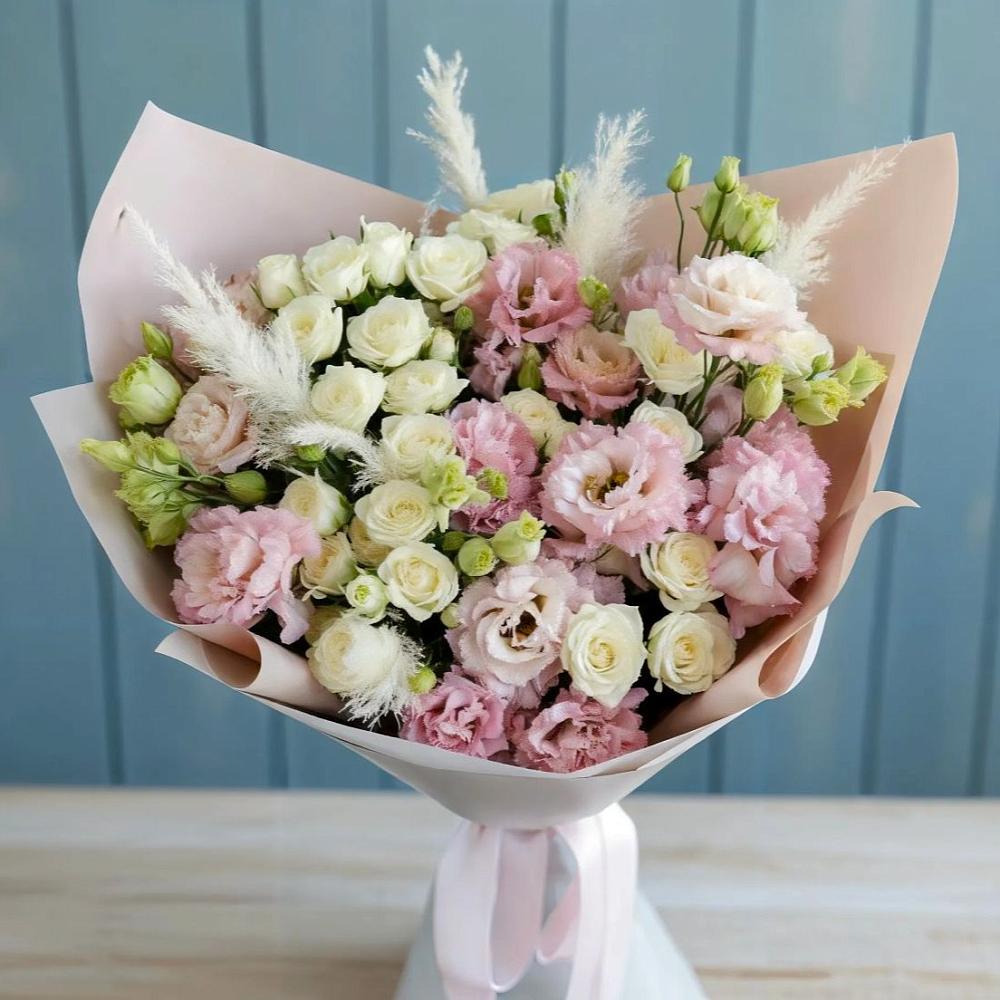 Букет цветов из: Альстромерии и Розы в Боровихе