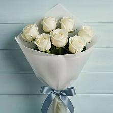 Букет 7 Белых роз Эдлесс Лав в Боровихе