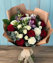 Букет цветов из:  Розы и Альстромерии в Боровихе