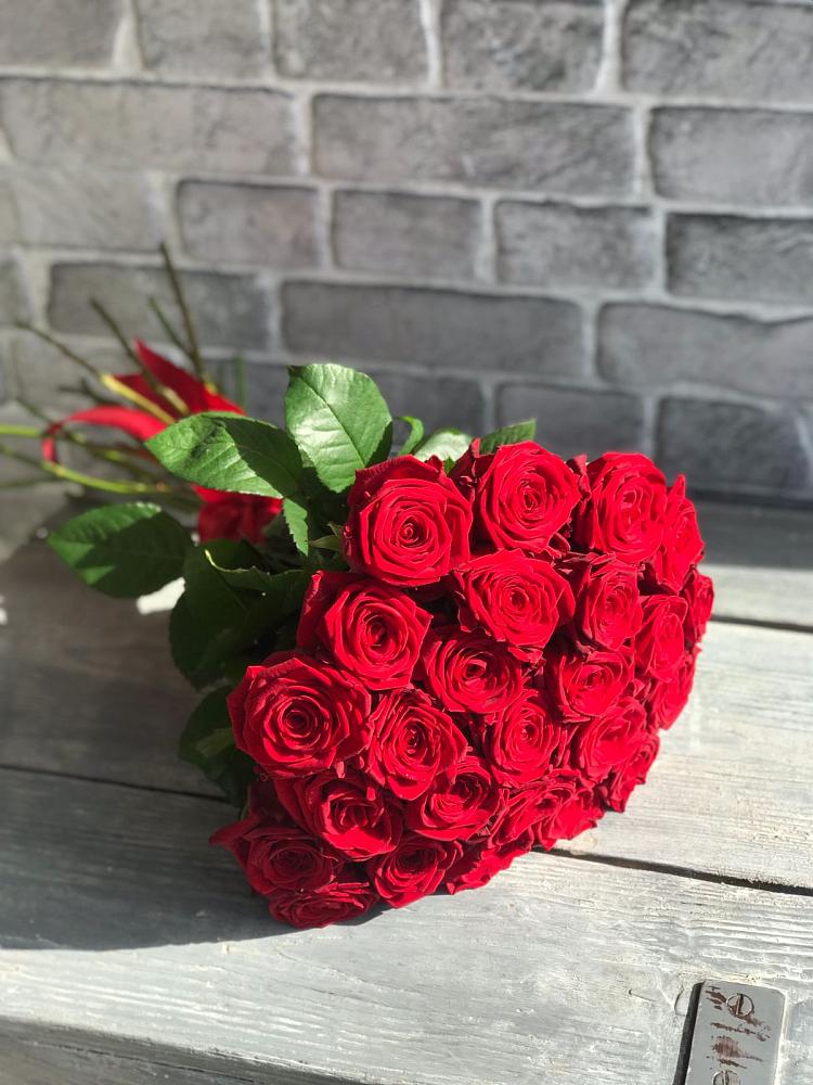 Букет Красные розы Фридом в Боровихе