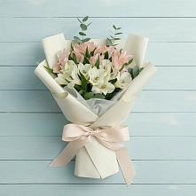 Букет цветов из:  Альстромерии #REPLACE_PRED# Боровихе