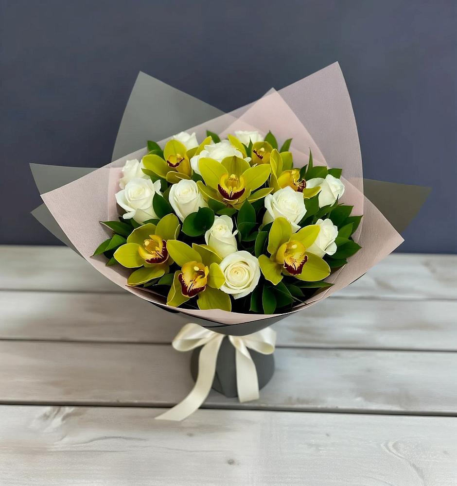 Букет цветов из: Орхидеи и Розы в Боровихе