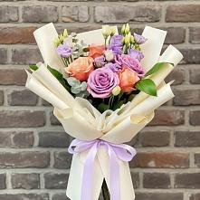 Букет цветов из:  Лизиантусы и Розы #REPLACE_PRED# Боровихе