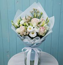 Букет цветов из:  Розы и Лизиантусы #REPLACE_PRED# Боровихе